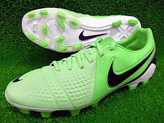 サイズ275cmナイキ　NIKE  サッカースパイク　ctr360   27.5cm